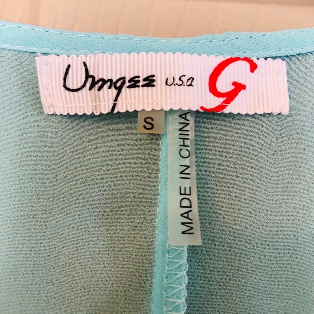 Precious Blouse - Picture 3 of 4